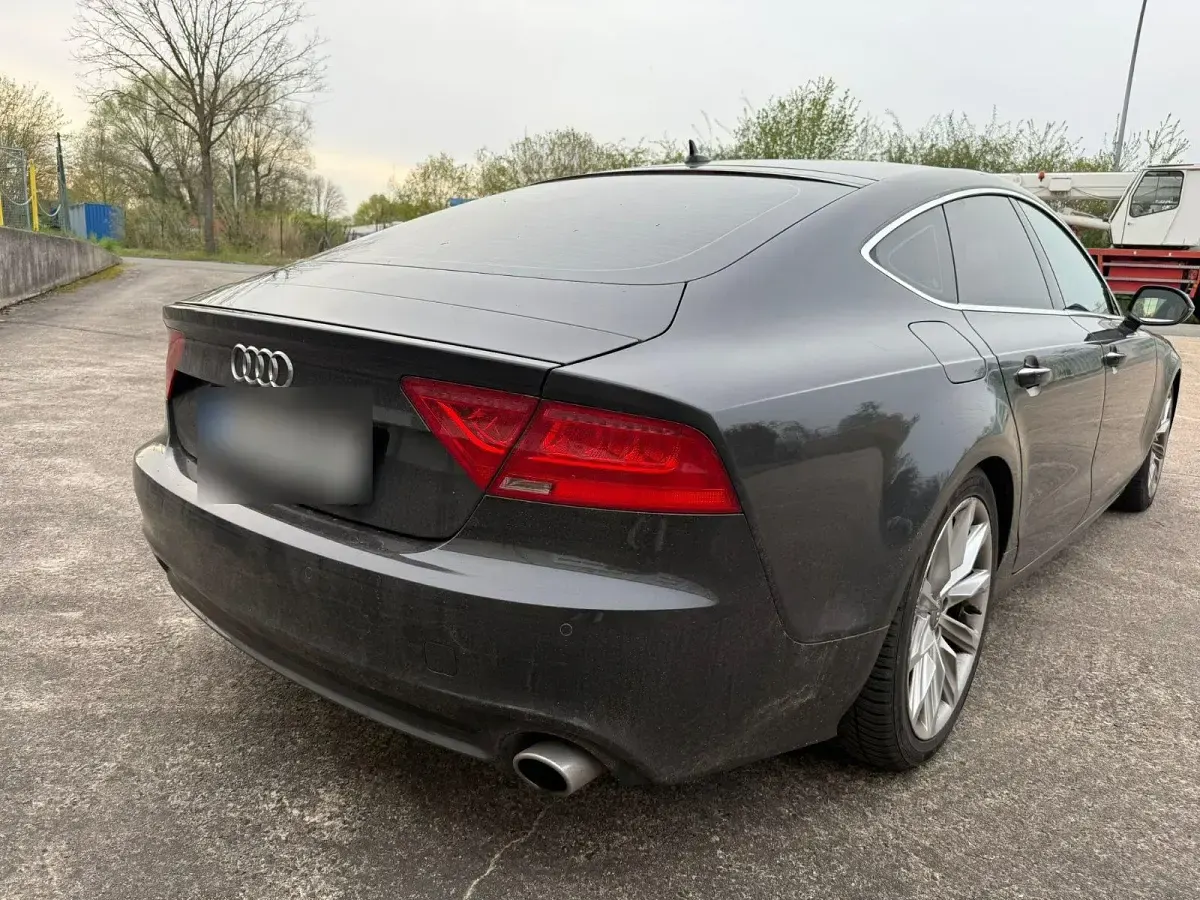Gebraucht Audi A7 Ambiente 313 PS (230 kW) 2012 Grau Kleinwagen