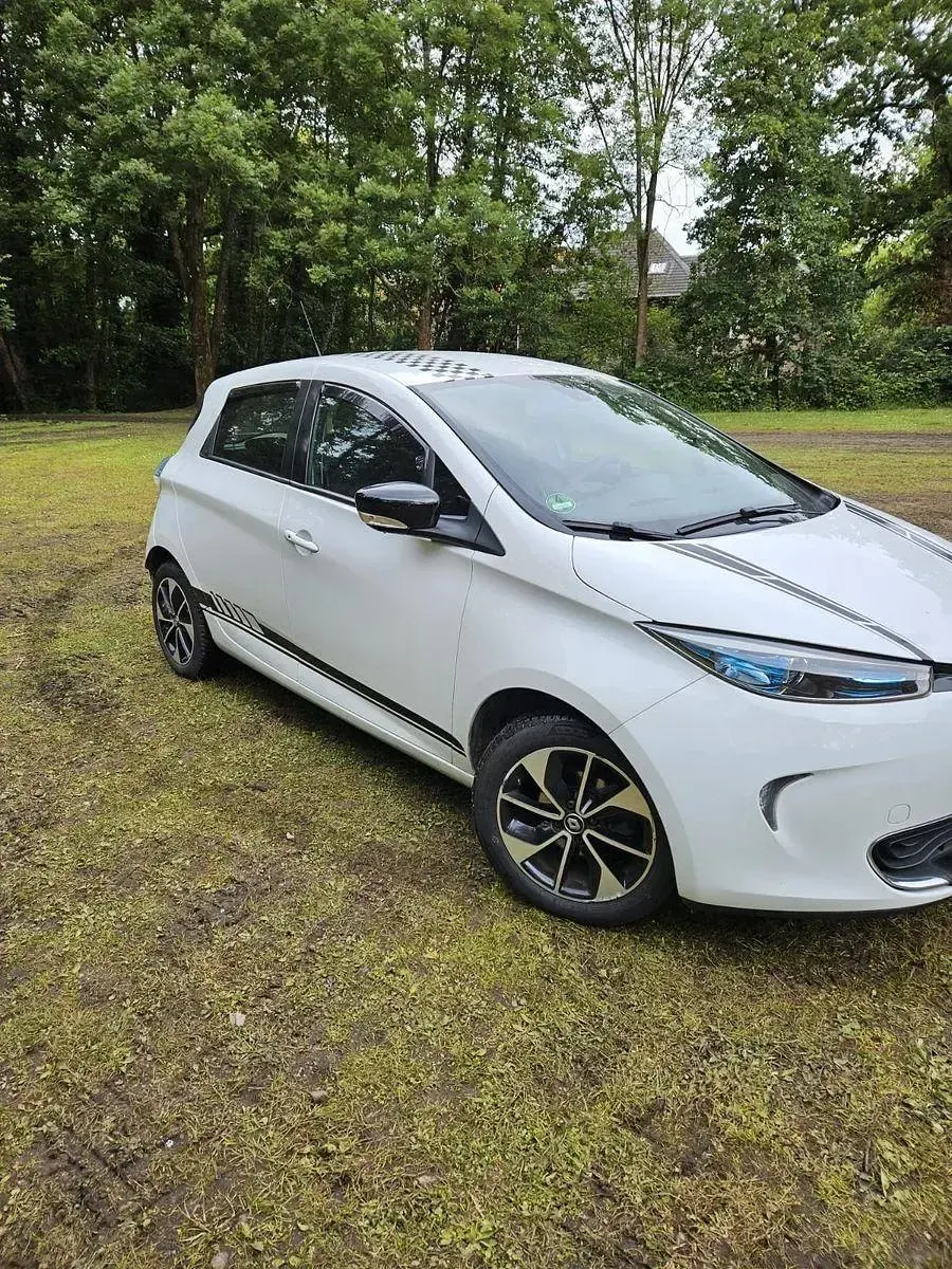 Gebraucht Renault Zoe Intens 64 kW (88 PS) 2017 Weiß Kleinwagen