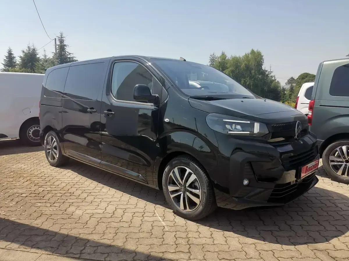 Neu Citroën Spacetourer 179 PS (131 kW) 2026 Perla nera schwarz Van / Kleinbus
