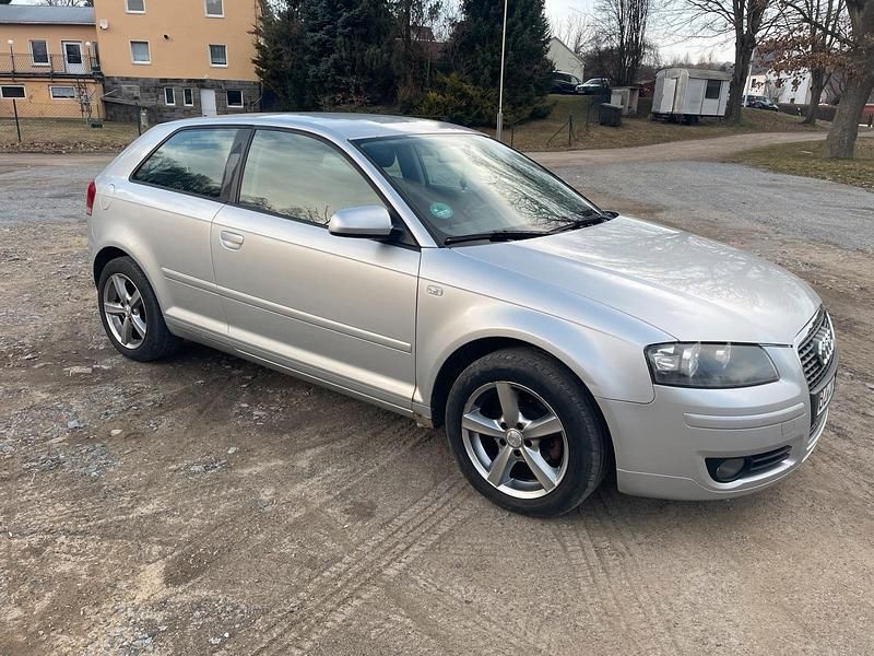 Gebraucht Audi A3 102 PS (75 kW) 2006 Silber Kleinwagen