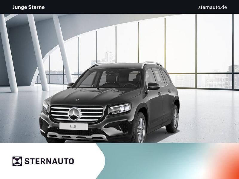 Unilack nachtschwarz Gebraucht 2024 Mercedes GLB200 SUV | 39.480 € (Guter Preis) - Bild 1/4