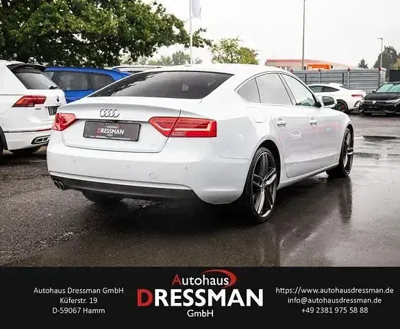 Gebraucht Audi A5 Sportback Sport 190 PS (139 kW) 2016 Gletscherweiß metallic Kleinwagen