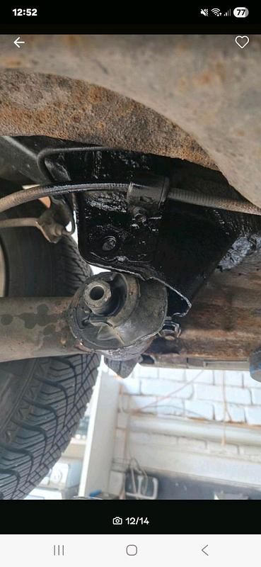 Gebraucht Toyota Corolla Verso 129 PS (94 kW) 2009 Silber Van / Kleinbus