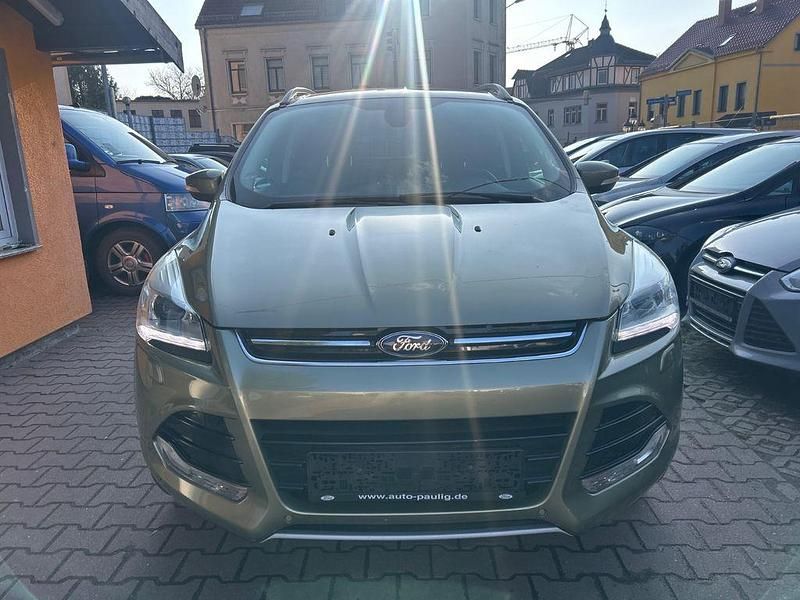 Gebraucht Ford Kuga Titanium 163 PS (119 kW) 2014 Grün SUV