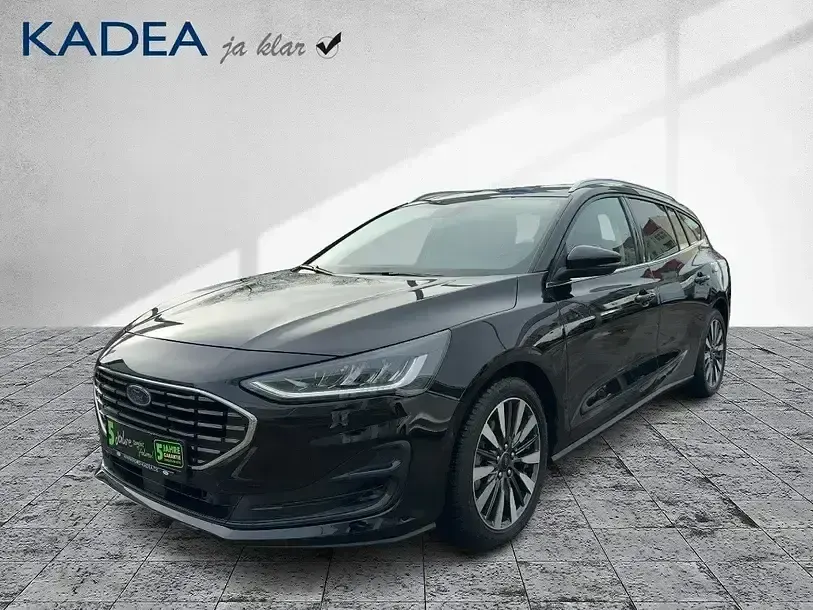 Używany Ford Focus Titanium 125 KM (91 kW) 2022 Czarny Kombi