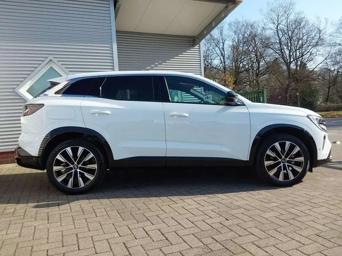 Gebraucht Renault Austral Techno 158 PS (116 kW) 2024 Weiß SUV