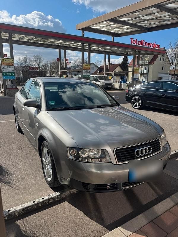 Gebraucht Audi A4 101 PS (74 kW) 2002 Silber Limousine
