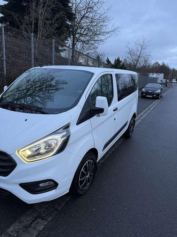 Gebraucht Ford Transit Custom Trend 105 PS (77 kW) 2018 Weiß Kombi