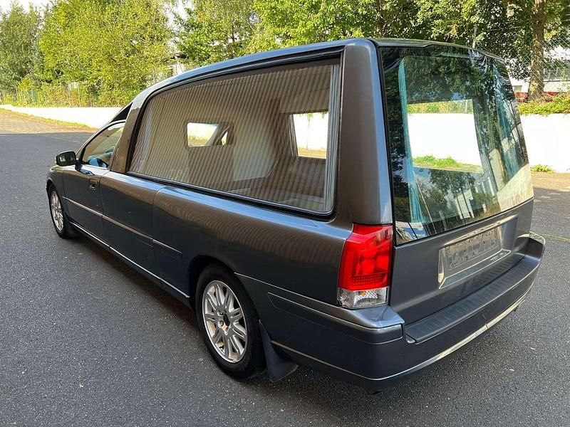 Gebraucht Volvo V70 Momentum 170 PS (125 kW) 2009 Grau Kombi