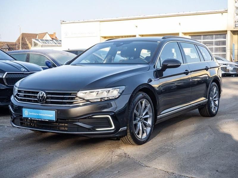 Gebraucht VW Passat GTE 218 PS (160 kW) 2022 Grau Kombi