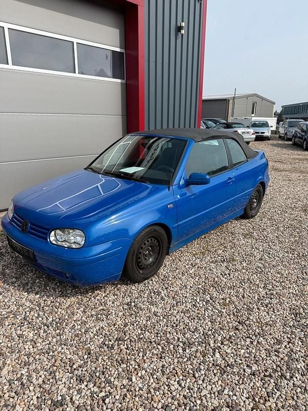 Gebraucht VW Golf Cabriolet 101 PS (74 kW) 1998 Blau Cabrio