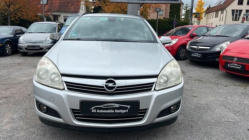 Grau Gebraucht 2008 Opel Astra Kombi | 550 € (Superpreis) - Bild 1/4