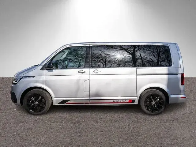 Gebraucht VW Multivan Comfortline 204 PS (150 kW) 2023 Reflexsilber metallic Van / Kleinbus