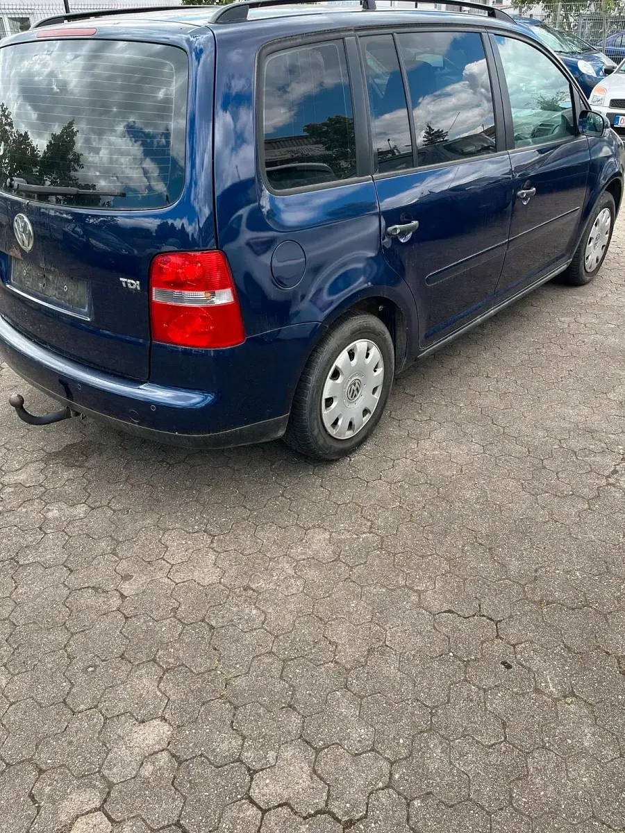 Usata VW Touran 105 CV (77 kW) 2007 Blu Monovolume