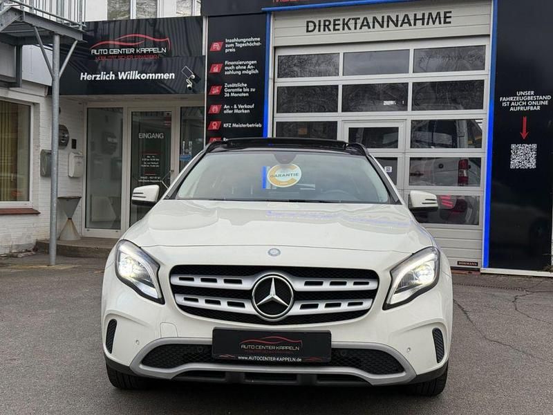 Gebraucht Mercedes GLA180 122 PS (89 kW) 2017 Weiß SUV