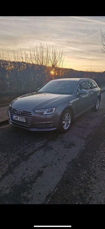 Gebraucht Audi A4 Sport 190 PS (139 kW) 2017 Grau Kombi