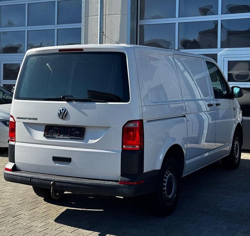 Gebraucht VW Transporter 102 PS (75 kW) 2018 Weiß Van