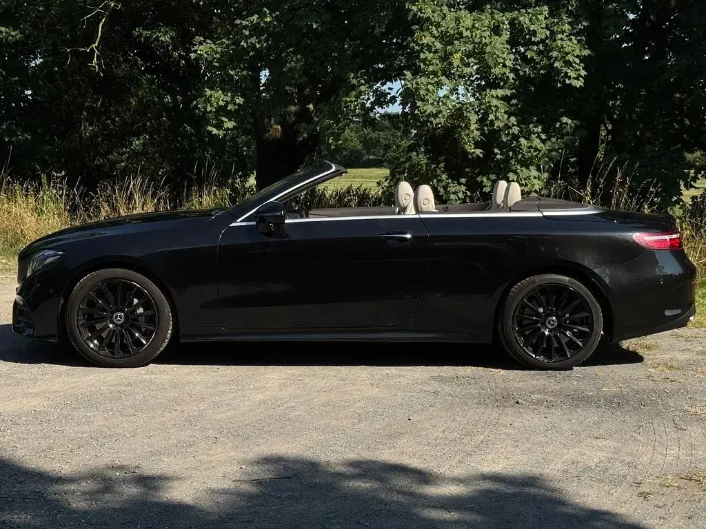 Gebraucht Mercedes E400 AMG 333 PS (244 kW) 2018 Schwarz Cabrio