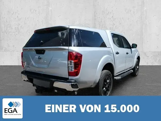 Gebraucht Nissan Navara Acenta 190 PS (139 kW) 2022 Silber metallic Pickup