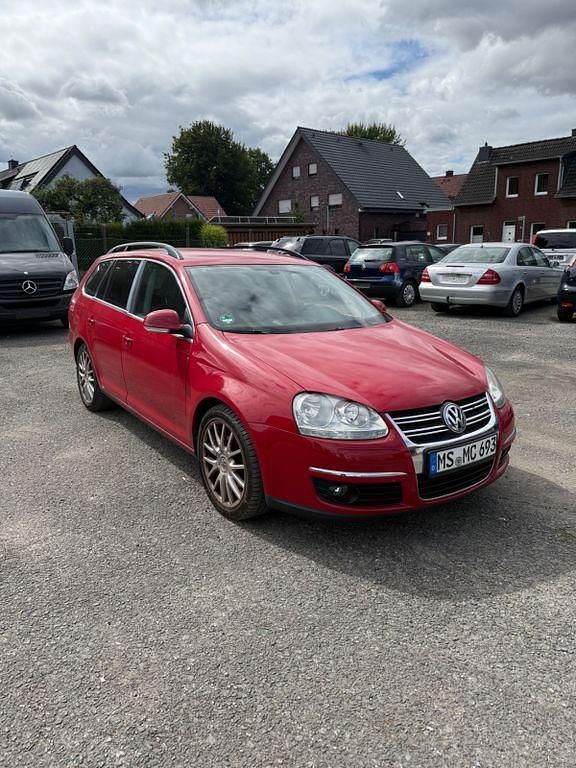 Gebraucht VW Golf V Comfortline 140 PS (102 kW) 2007 Rot Kombi