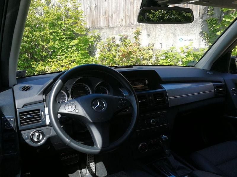 Gebraucht Mercedes GLK350 231 PS (169 kW) 2011 Schwarz SUV