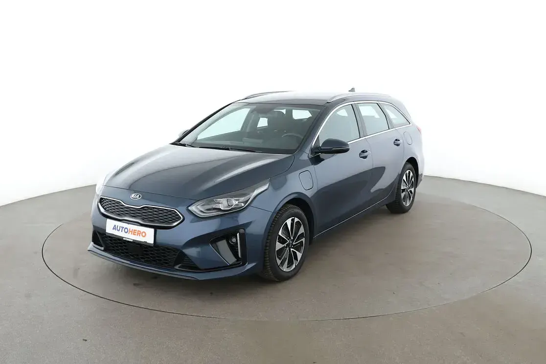Gebraucht Kia Ceed Spirit 141 PS (103 kW) 2020 Kleinwagen