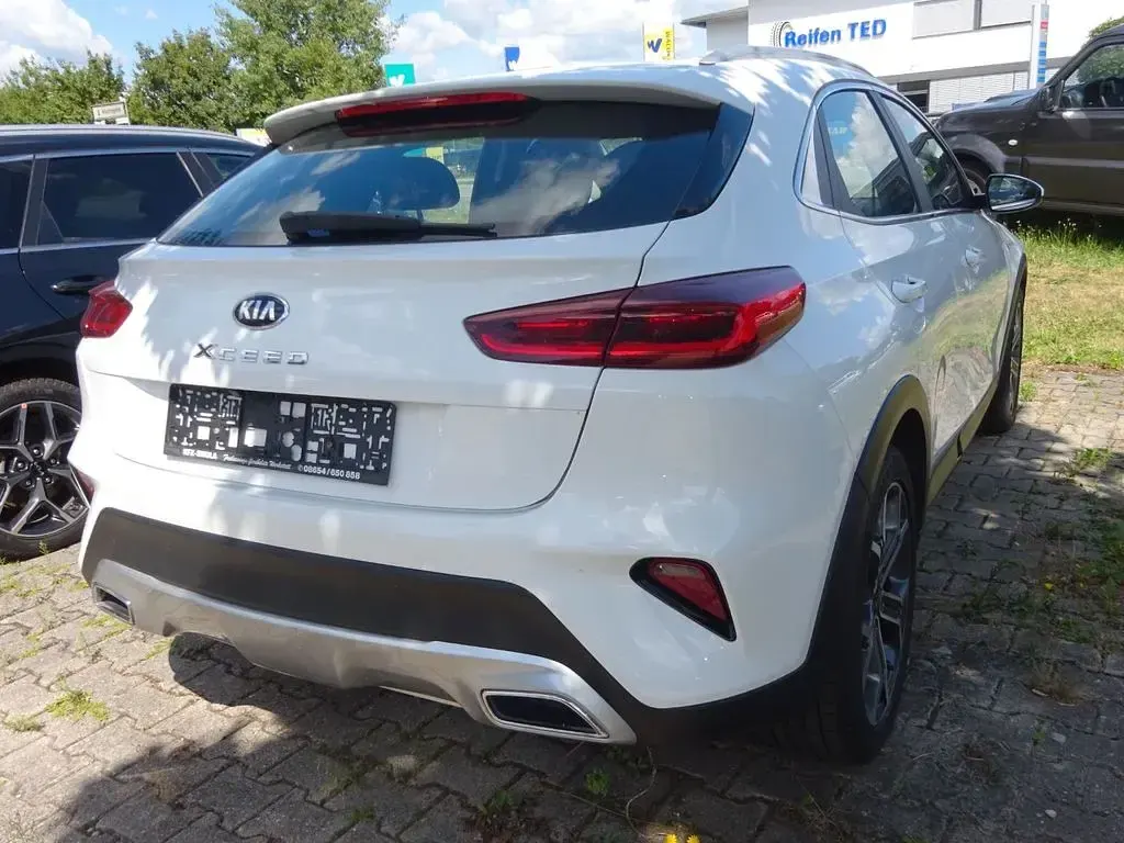 Gebraucht Kia XCeed 140 PS (102 kW) 2020 Weiß SUV