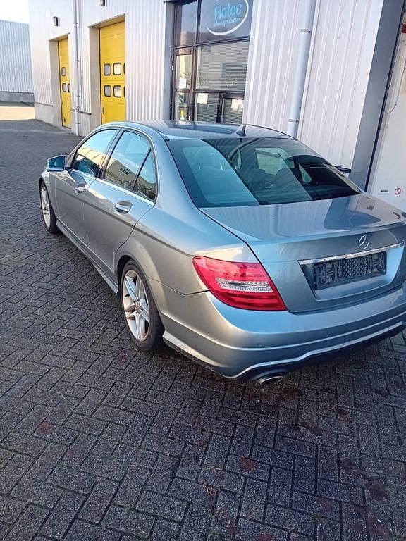 Gebraucht Mercedes C250 Avantgarde 204 PS (150 kW) 2012 Grau Limousine