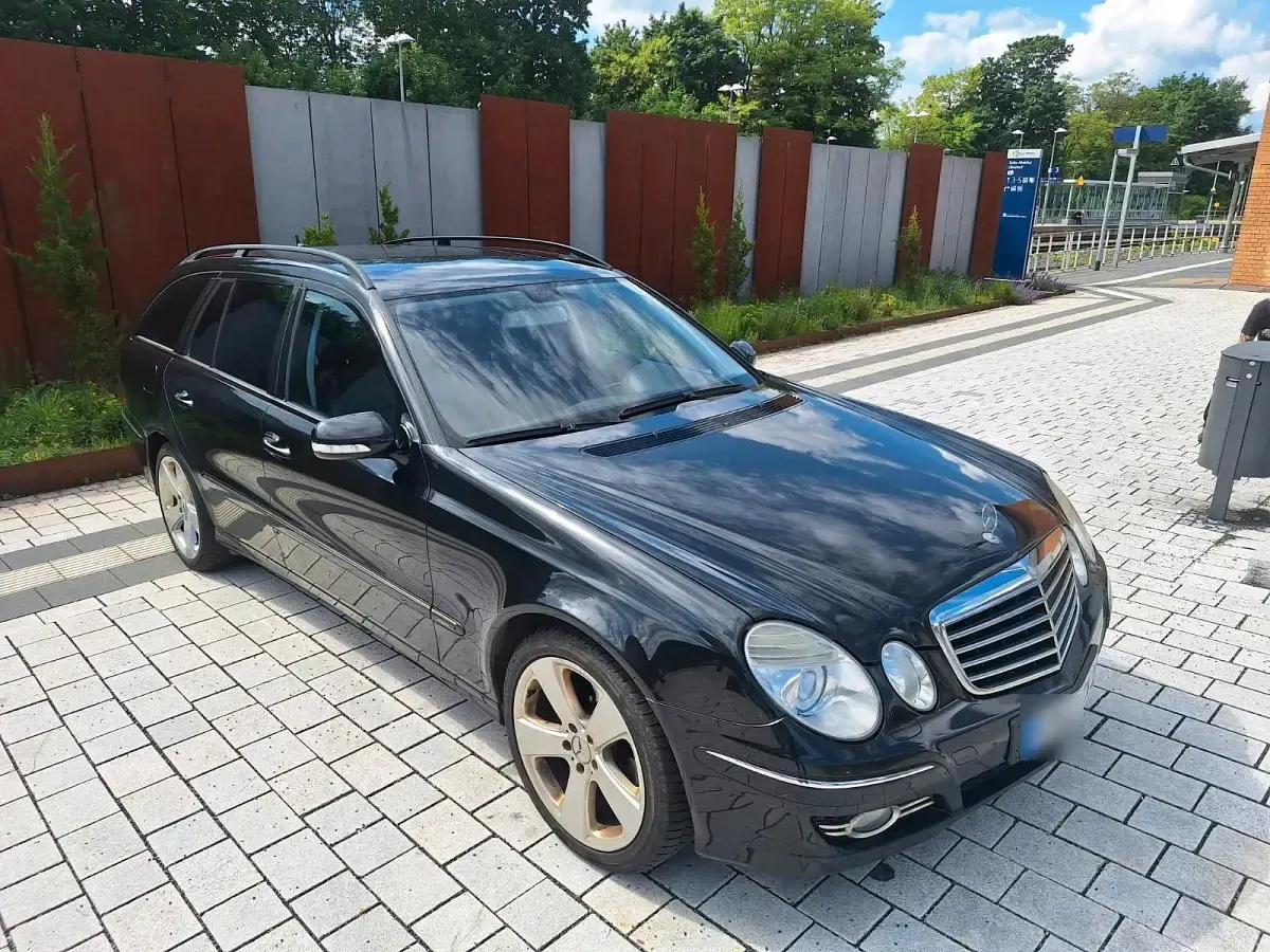 Gebraucht Mercedes 320 Avantgarde 224 PS (164 kW) 2007 Schwarz Kombi