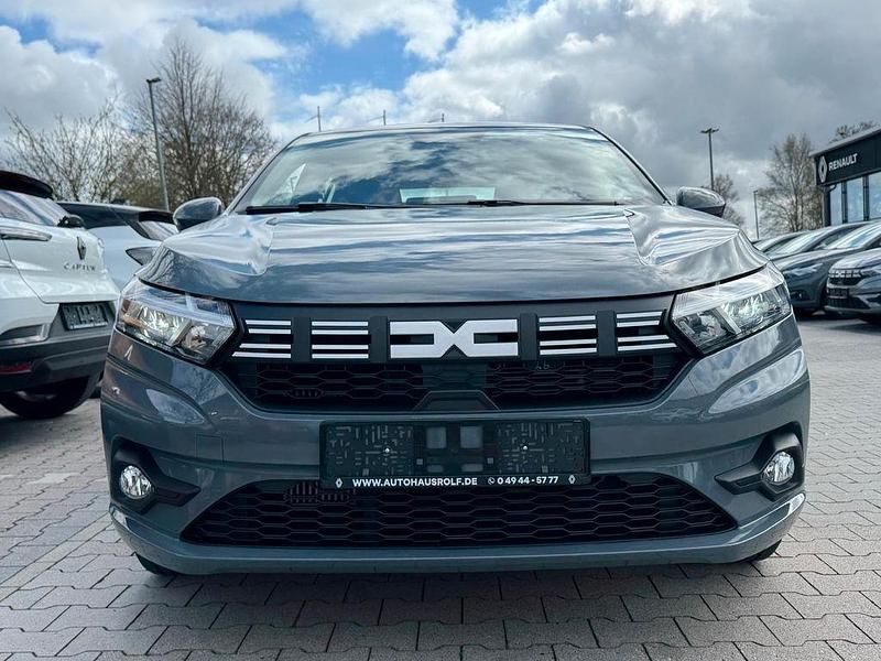 Gebraucht Dacia Sandero Expression 91 PS (66 kW) 2025 Grau Limousine