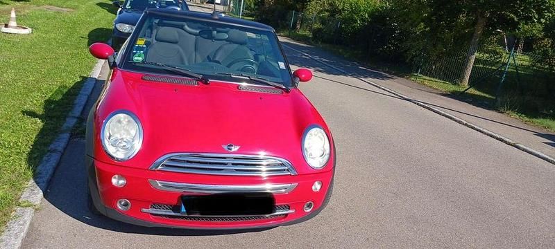 Rot Gebraucht 2006 Mini Cooper Cabriolet Cabrio | 2.960 € (Fairer Preis) - Bild 1/4