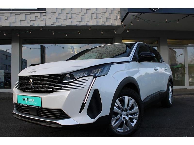Weiß Gebraucht 2023 Peugeot 3008 Active SUV | 21.990 € (Fairer Preis) - Bild 1/4