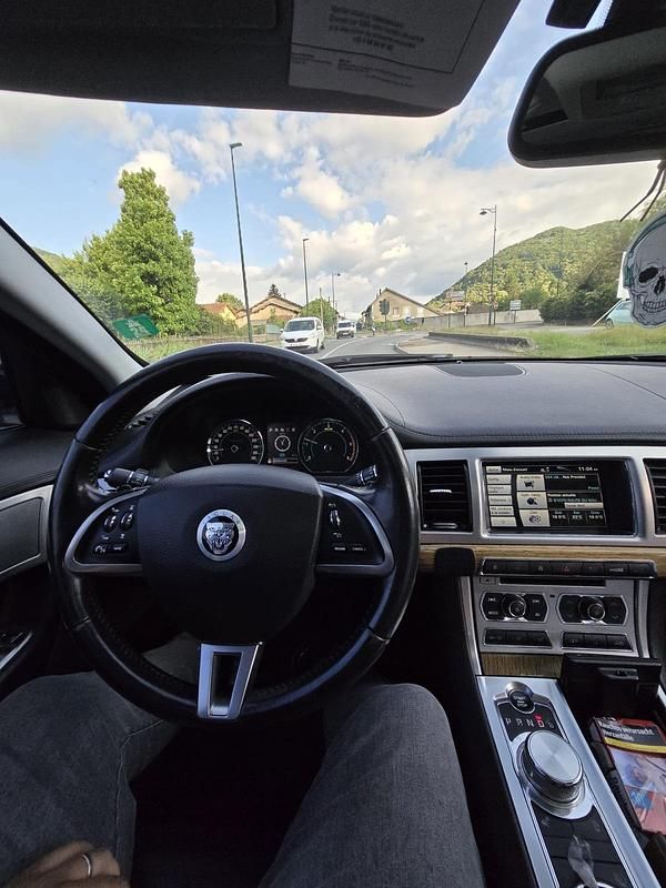 Gebraucht Jaguar XF 313 PS (230 kW) 2013 Schwarz Limousine