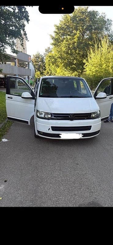 Weiß Gebraucht 2012 VW T5 Edition Van | 14.000 € (Fairer Preis) - Bild 1/4