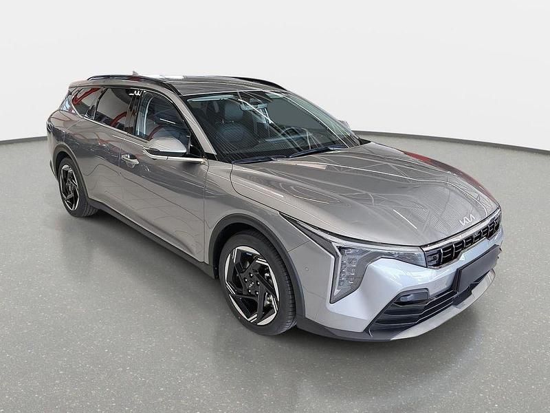 Neu Kia K4 Spirit 150 PS (110 kW) 2026 Stahlgrau metallic Kombi