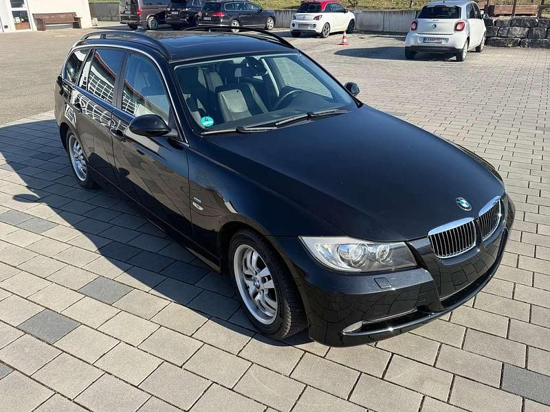 Gebraucht BMW 325 218 PS (160 kW) 2005 Schwarz Kombi