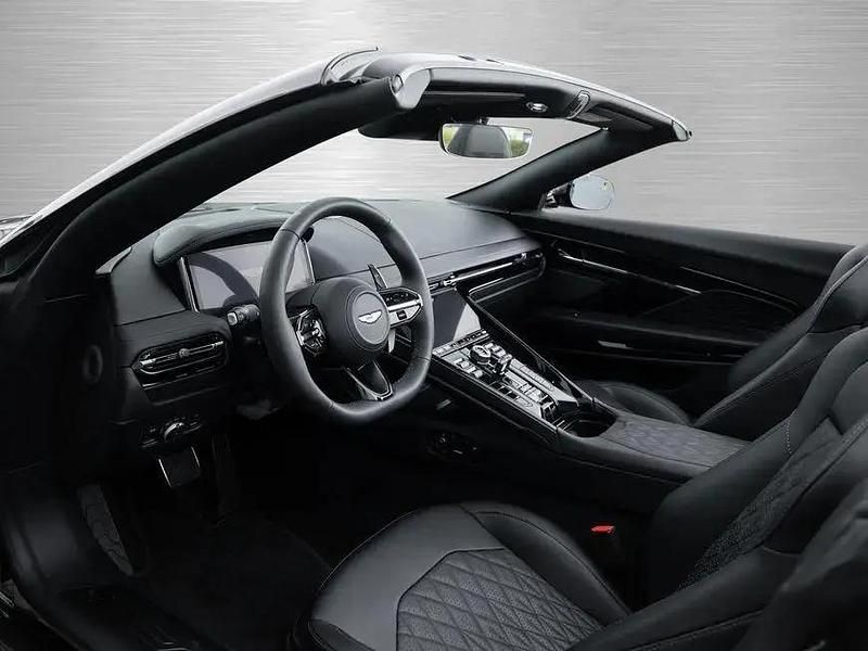 Neu Aston Martin DB12 680 PS (500 kW) 2025 Schwarz