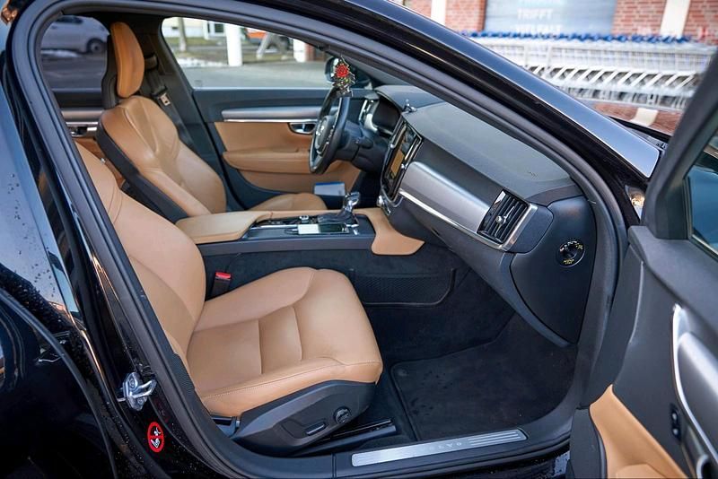 Gebraucht Volvo V90 190 PS (139 kW) 2016 Schwarz Kombi