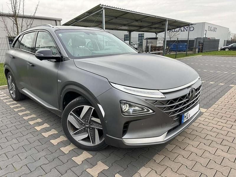 Grau Gebraucht 2019 Hyundai Nexo SUV | 13.750 € - Bild 1/4
