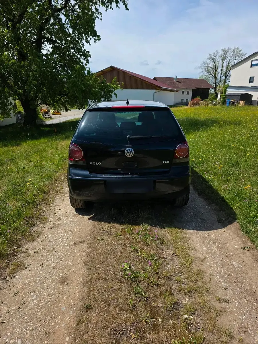 Gebraucht VW Polo 75 PS (55 kW) 2009 Schwarz Kleinwagen