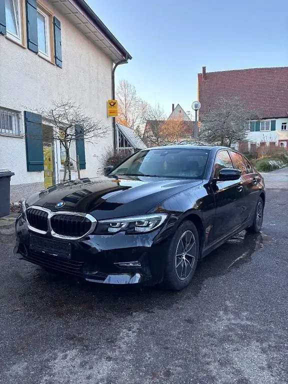 Gebraucht BMW 318 150 PS (110 kW) 2020 Schwarz Limousine