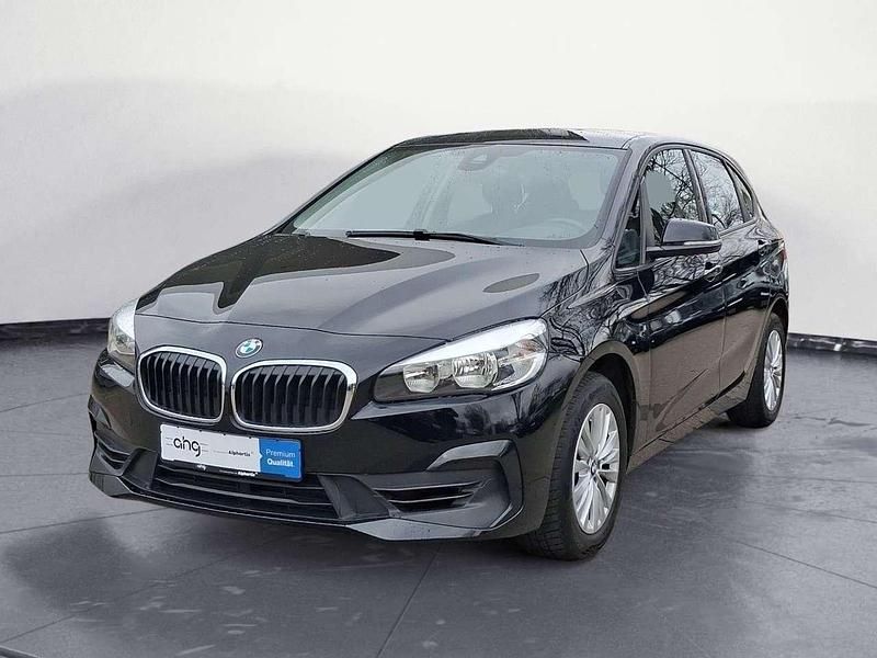 Gebraucht BMW 218 Advantage 140 PS (102 kW) 2019 Uni schwarz Van / Kleinbus