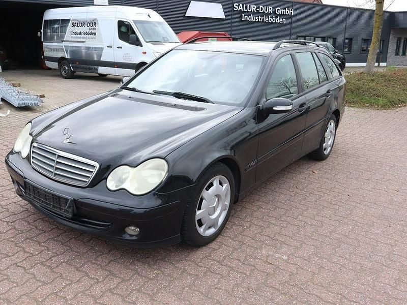 Gebraucht Mercedes C220 Classic 150 PS (110 kW) 2005 Schwarz Limousine