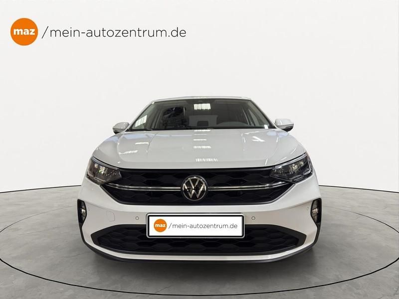 Gebraucht VW Taigo Basis 95 PS (69 kW) 2022 Pure white SUV