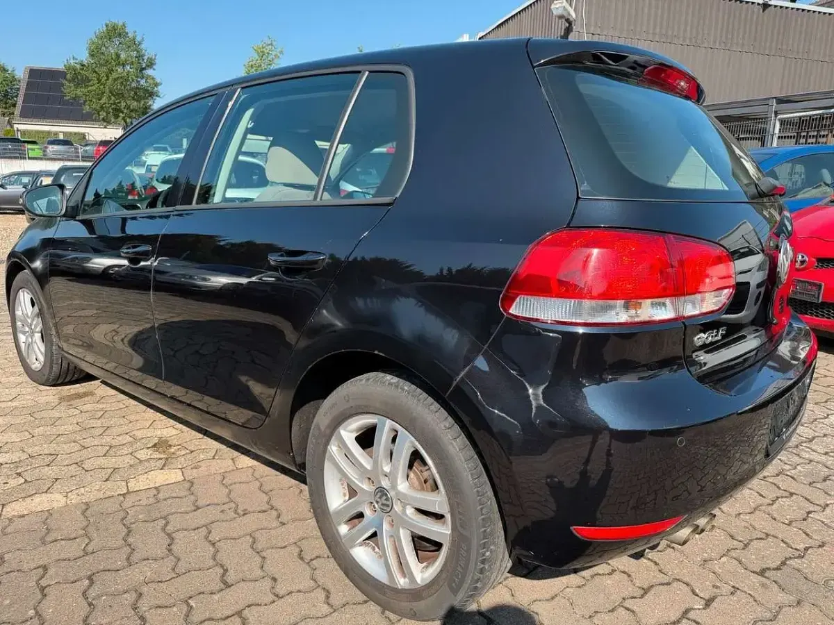 Gebraucht VW Golf VI 122 PS (89 kW) 2009 Schwarz Limousine