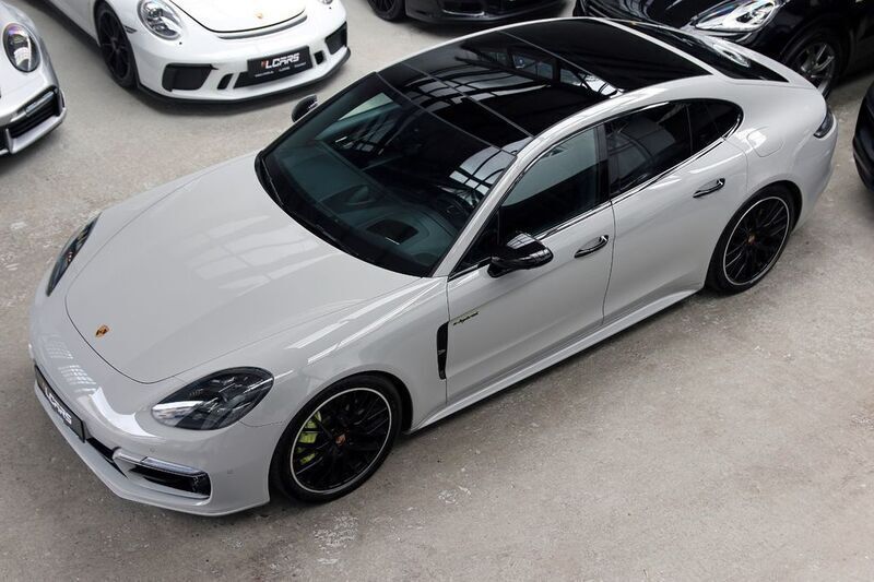 Grau Gebraucht 2021 Porsche Panamera 4 Limousine | 63.990 € (Fairer Preis) - Bild 1/4