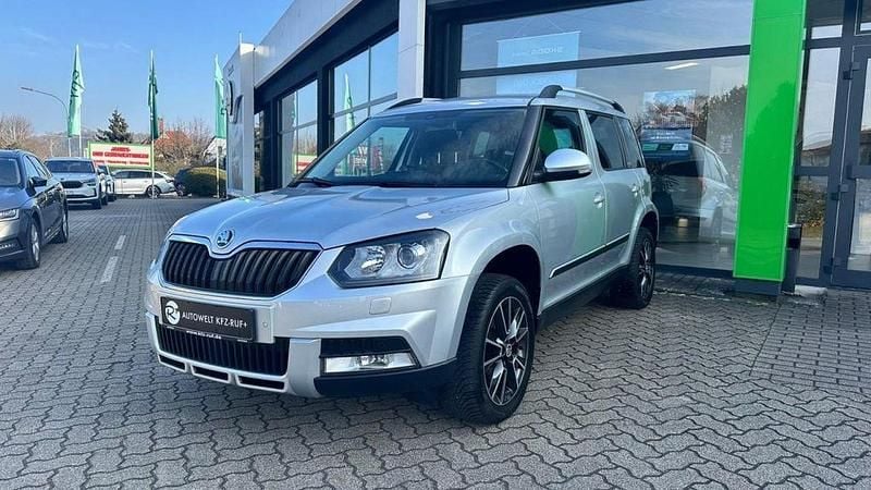 Gebraucht Skoda Yeti Adventure 122 PS (89 kW) 2015 Silber SUV