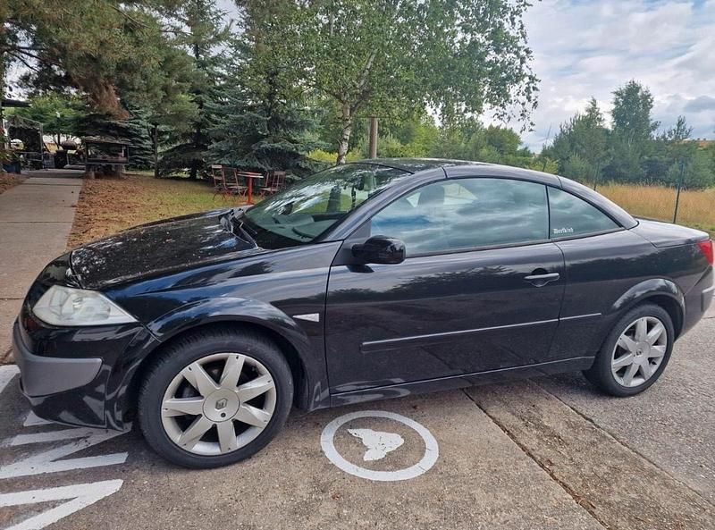 Schwarz Gebraucht 2006 Renault Mégane Cabriolet Cabrio | 1.999 € (Fairer Preis) - Bild 1/4
