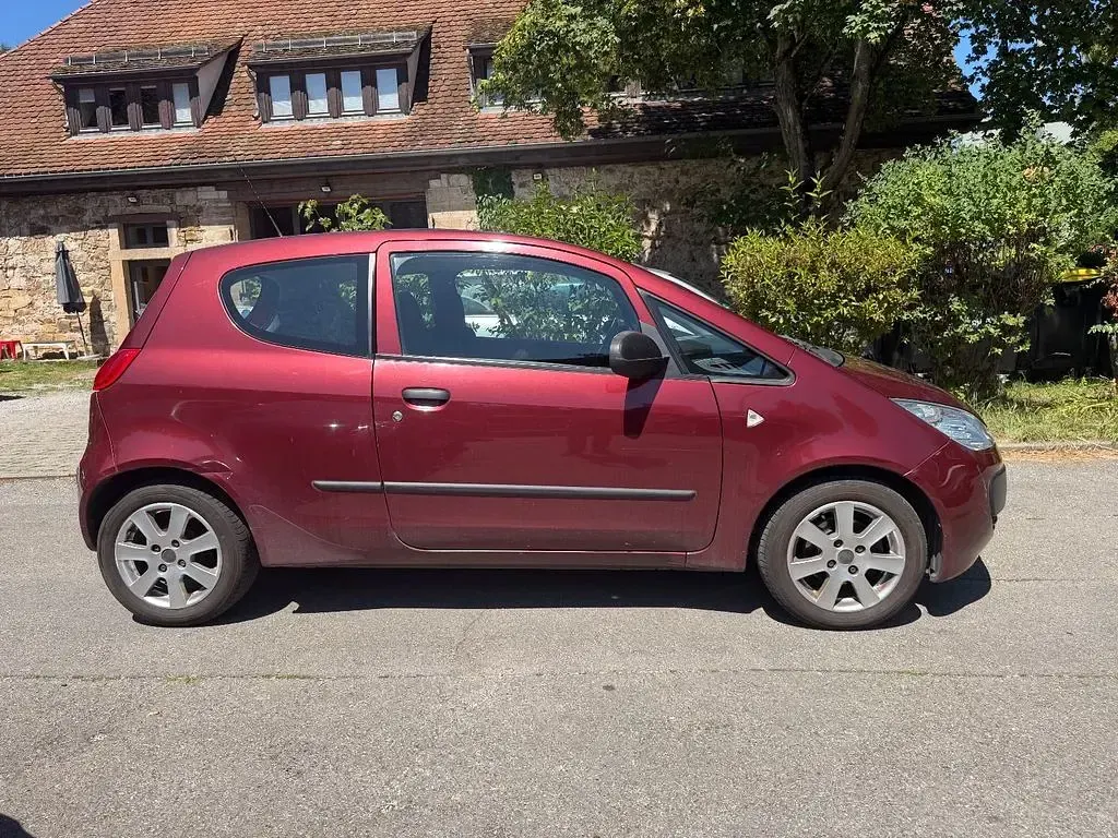 Gebraucht Mitsubishi Colt Inform 75 PS (55 kW) 2005 Rot Kleinwagen