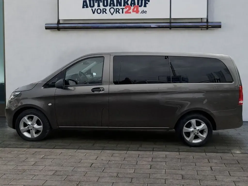Gebraucht Mercedes Vito 190 PS (139 kW) 2016 Indiumgrau Van